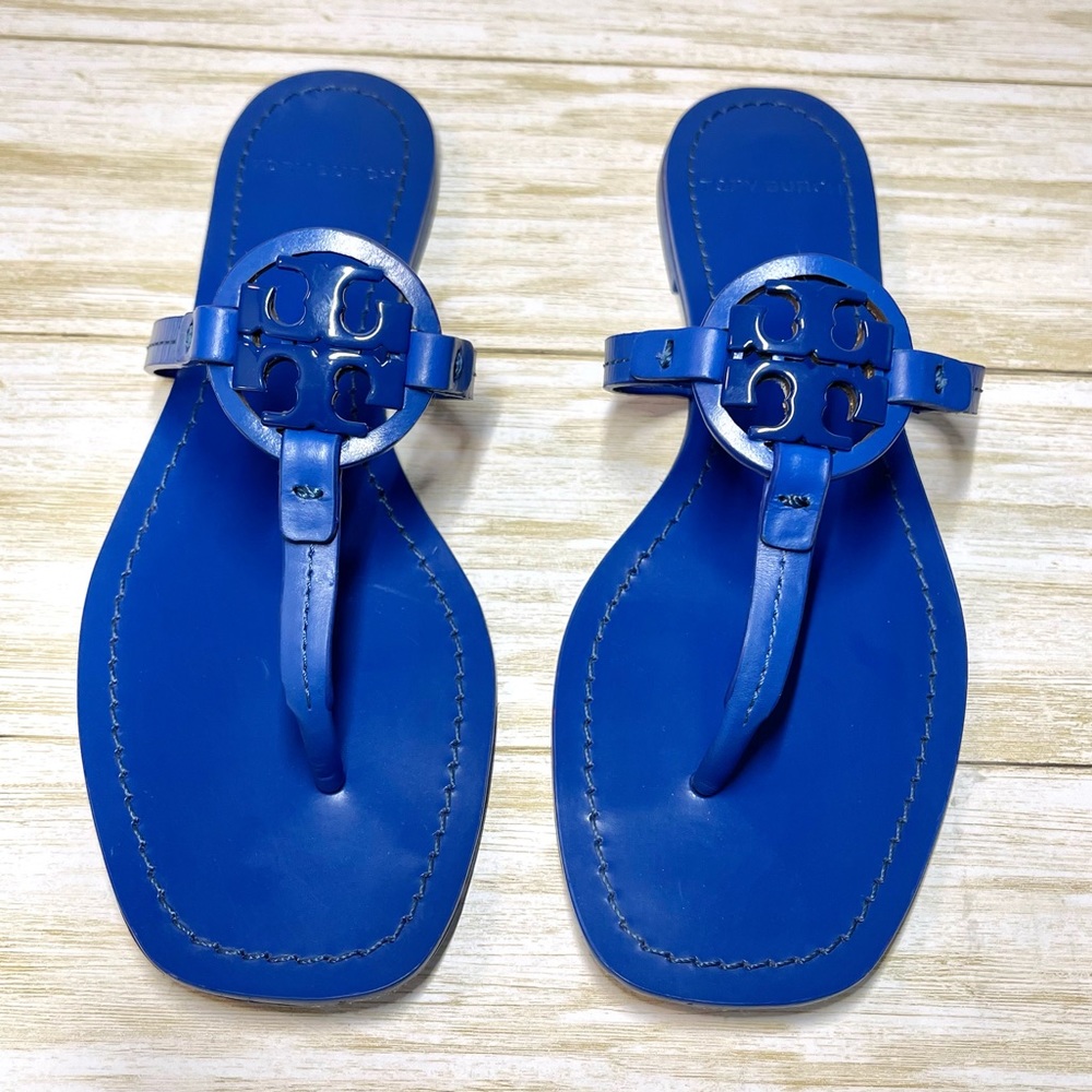 Tory Burch Mini Miller Nautical Blue Calf Leather Thong Size 5.5